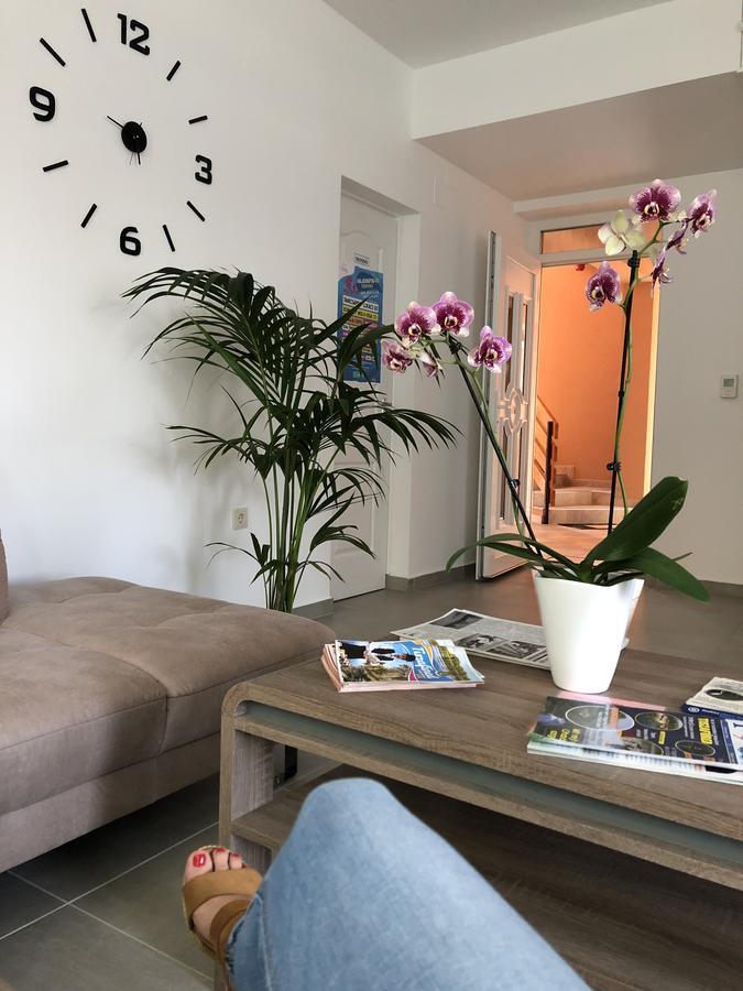 Boró Apartman Tiszafüred Exterior foto